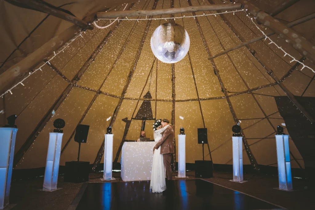 wedding mobile disco hire in essex colchester halstead ipswich suffolk